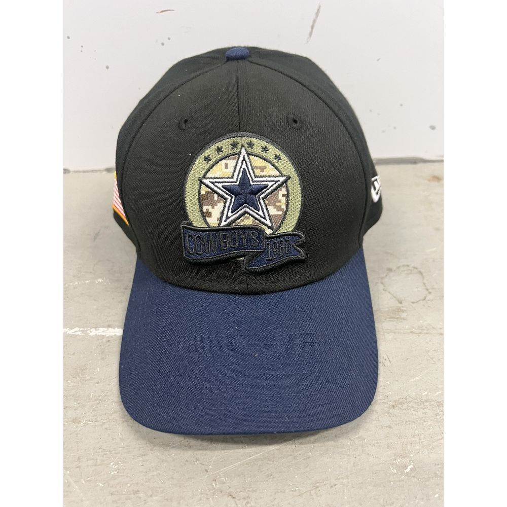 Dallas Cowboys New Era NFL Salute To Service 39THIRTY Flex Fit Hat On Field L/XL